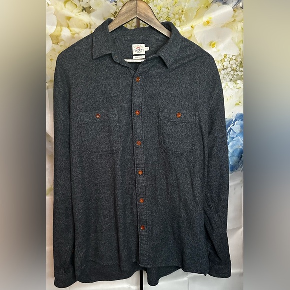 Faherty Other - Faherty Brand men’s charcoal grey long sleeve button down NWOT